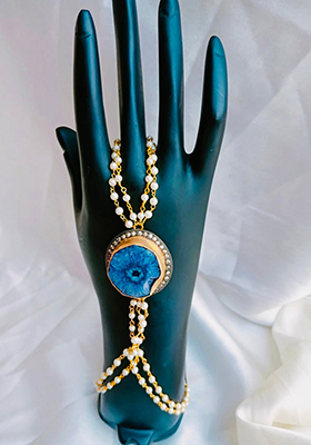 Blue Druzy Victorian Pearl Haath Phool | Elegant Bridal Hand Harness Jewelry