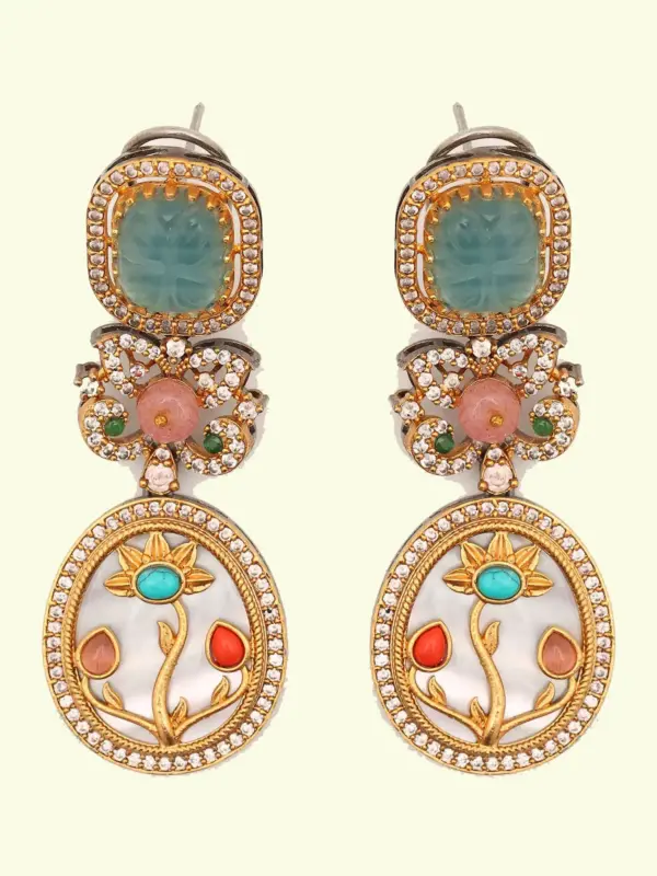 Victorian-inspired long necklace with matching earrings